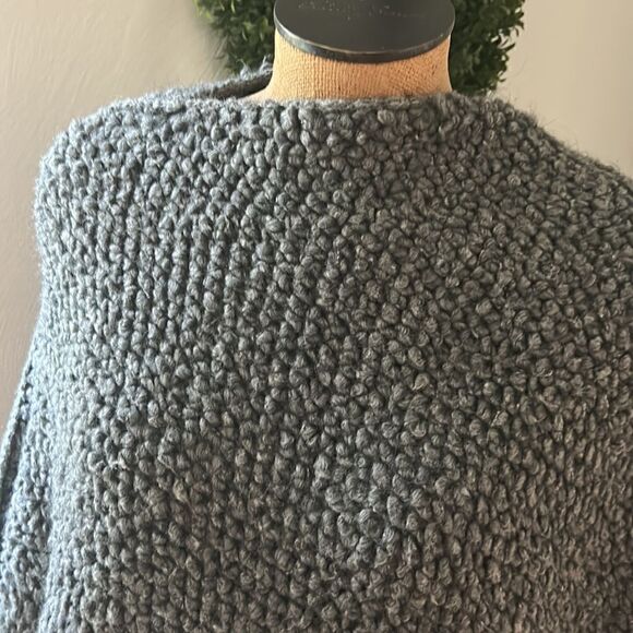 Cocogio gray sweater‎ knit cape one size fits all made in Italy - Picture 2 of 5